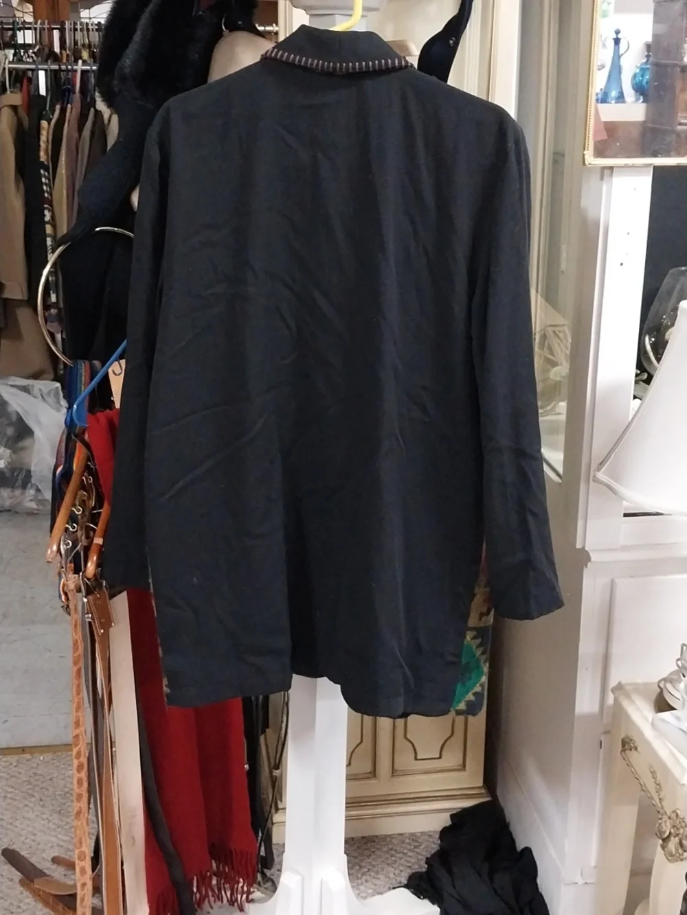 Vintage Wrapper USA Black Blazer with Multicolor Southwestern Front - Picture 5 of 5